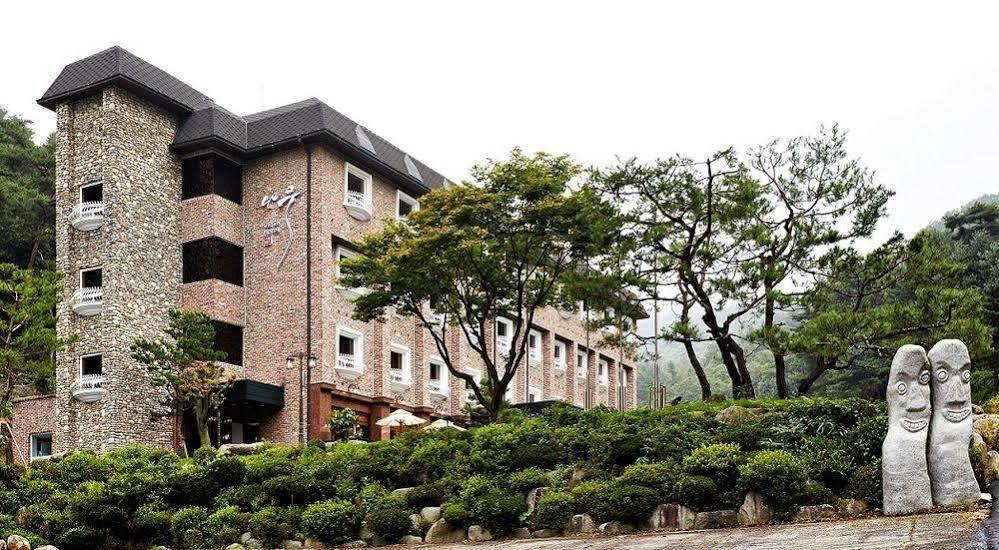 Unique Hotel Namoo Cheongju Extérieur photo
